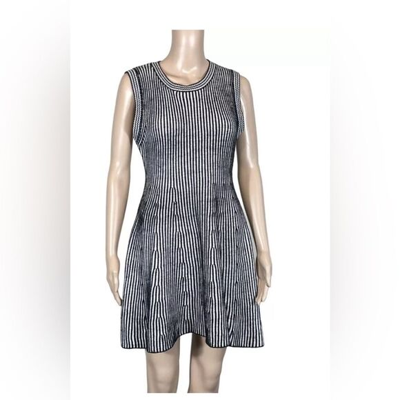 J.O.A. Los Angeles Knitted Fit & Flare Black White Knee Length Dress Sz M EUC - Picture 13 of 15